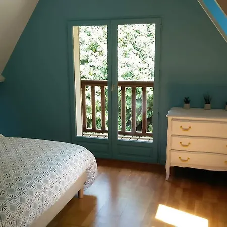 18 Pers. Avec Piscine - Domaine Du Valdorgere Hébergement de vacances *